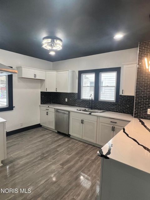 Tiny photo for 2715 Sagamore Road, Toledo, OH 43606 (MLS # 10004121)