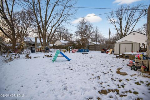 Tiny photo for 949 Southway Street, Van Wert, OH 45891 (MLS # 10002378)
