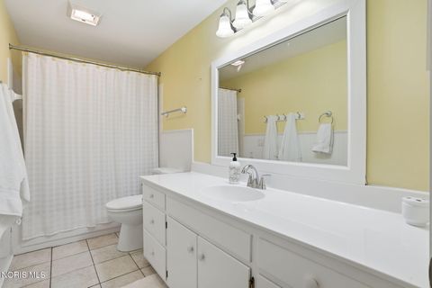 Tiny photo for 4638 Vicksburg Drive, Sylvania, OH 43560 (MLS # 10007841)