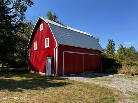 Tiny photo for 3631 Lake Street, Bryan, OH 43506 (MLS # 10001613)