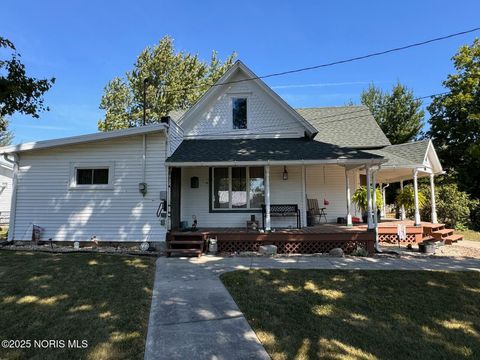 Tiny photo for 3631 Lake Street, Bryan, OH 43506 (MLS # 10001613)