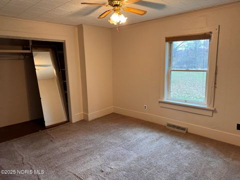 Tiny photo for 3631 Lake Street, Bryan, OH 43506 (MLS # 10001613)