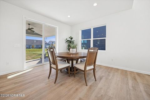 Tiny photo for 153 Bentley Drive, Perrysburg, OH 43551 (MLS # 10003753)