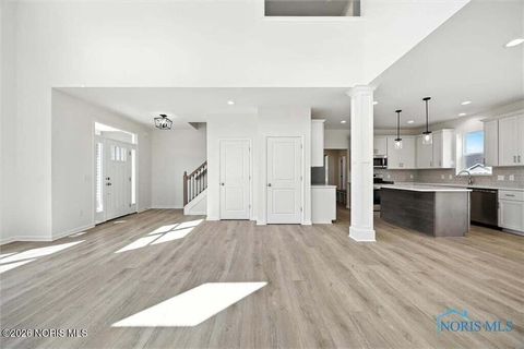 Tiny photo for 153 Bentley Drive, Perrysburg, OH 43551 (MLS # 10003753)