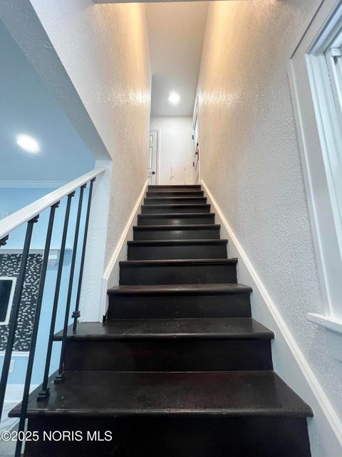 Tiny photo for 1953 Talbot Street, Toledo, OH 43613 (MLS # 10002457)