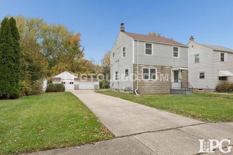 Photo of Toledo, OH 43612 (MLS # 10000975)