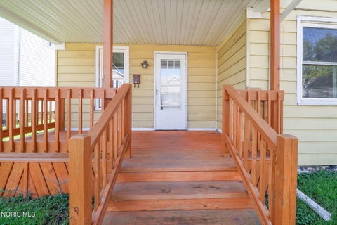 Tiny photo for 121 W Stone Street, Gibsonburg, OH 43431 (MLS # 10014758)