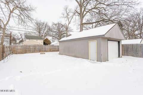 Tiny photo for 2846 Elsie Avenue, Toledo, OH 43613 (MLS # 10004244)