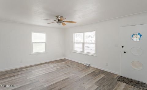 Tiny photo for 2846 Elsie Avenue, Toledo, OH 43613 (MLS # 10004244)