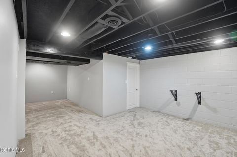 Tiny photo for 1409 Cypress Lk, Findlay, OH 45840 (MLS # 10006570)