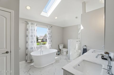 Tiny photo for 1409 Cypress Lk, Findlay, OH 45840 (MLS # 10006570)