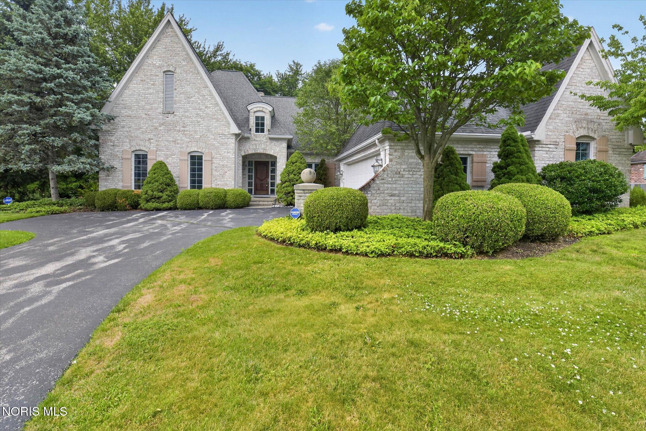 15 Stableside Road