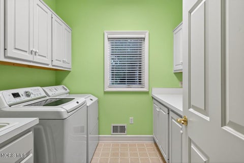 Tiny photo for 15 Stableside Road, Ottawa Hills, OH 43615 (MLS # 10009889)