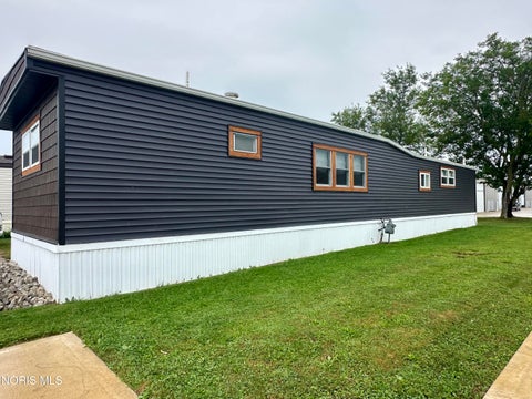 Tiny photo for 140 Rathbun Drive, Lakeside Marblehead, OH 43440 (MLS # 10012749)
