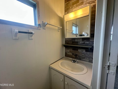 Tiny photo for 140 Rathbun Drive, Lakeside Marblehead, OH 43440 (MLS # 10012749)