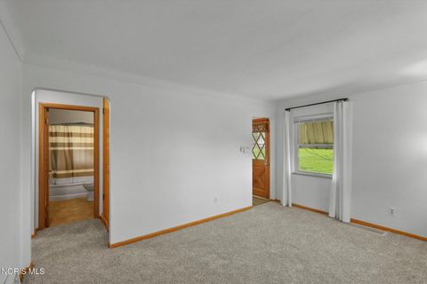 Tiny photo for 216 Summerdale Avenue, Toledo, OH 43605 (MLS # 10007168)