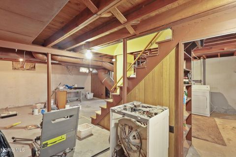 Tiny photo for 216 Summerdale Avenue, Toledo, OH 43605 (MLS # 10007168)