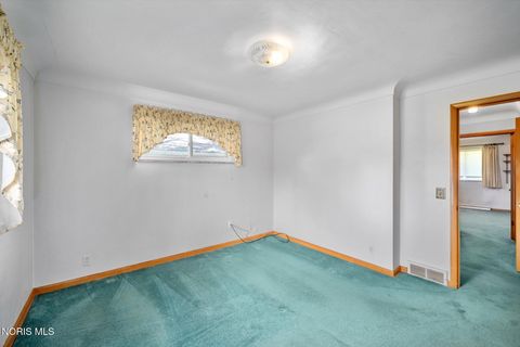 Tiny photo for 3615 Denise Drive, Toledo, OH 43614 (MLS # 10007686)
