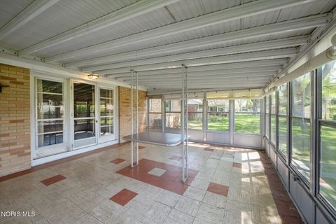 Tiny photo for 3615 Denise Drive, Toledo, OH 43614 (MLS # 10007686)