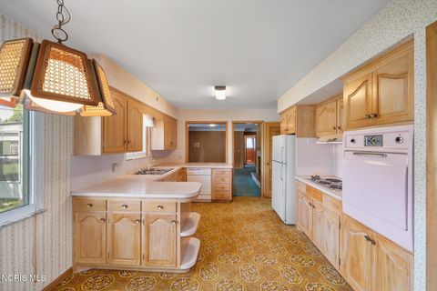 Tiny photo for 3615 Denise Drive, Toledo, OH 43614 (MLS # 10007686)