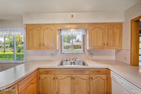 Tiny photo for 3615 Denise Drive, Toledo, OH 43614 (MLS # 10007686)