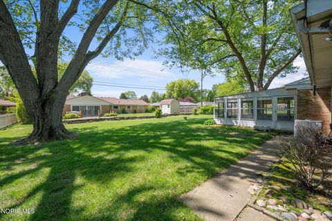 Tiny photo for 3615 Denise Drive, Toledo, OH 43614 (MLS # 10007686)