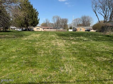 Tiny photo for 37 Barcelona Drive, Fostoria, OH 44830 (MLS # 10006453)