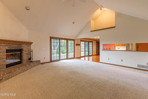 Tiny photo for 917 S Lallendorf Road, Oregon, OH 43616 (MLS # 10007569)