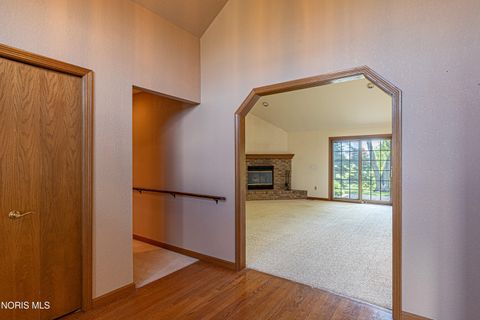 Tiny photo for 917 S Lallendorf Road, Oregon, OH 43616 (MLS # 10007569)