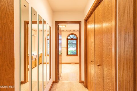 Tiny photo for 917 S Lallendorf Road, Oregon, OH 43616 (MLS # 10007569)
