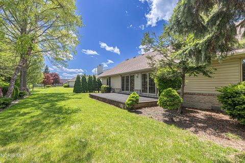 Tiny photo for 917 S Lallendorf Road, Oregon, OH 43616 (MLS # 10007569)