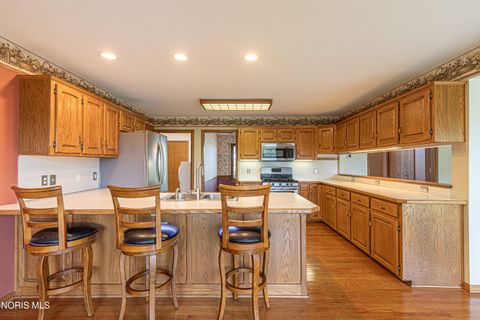 Tiny photo for 917 S Lallendorf Road, Oregon, OH 43616 (MLS # 10007569)