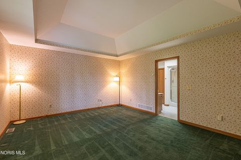 Tiny photo for 917 S Lallendorf Road, Oregon, OH 43616 (MLS # 10007569)