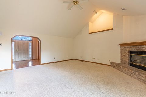 Tiny photo for 917 S Lallendorf Road, Oregon, OH 43616 (MLS # 10007569)