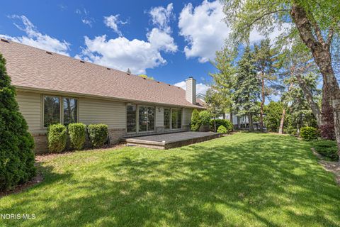 Tiny photo for 917 S Lallendorf Road, Oregon, OH 43616 (MLS # 10007569)