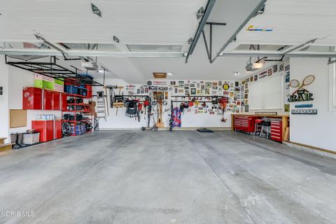 Tiny photo for 940 Fairway Lane, Wauseon, OH 43567 (MLS # 10005253)