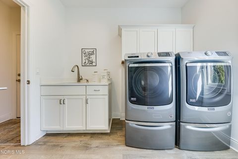 Tiny photo for 940 Fairway Lane, Wauseon, OH 43567 (MLS # 10005253)