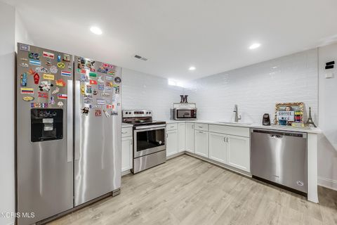 Tiny photo for 940 Fairway Lane, Wauseon, OH 43567 (MLS # 10005253)