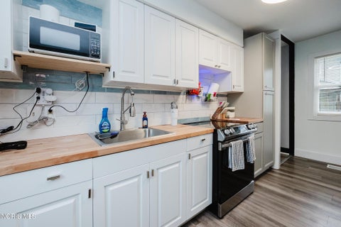 Tiny photo for 308 S Garrett Street, Nevada, OH 44849 (MLS # 10008603)