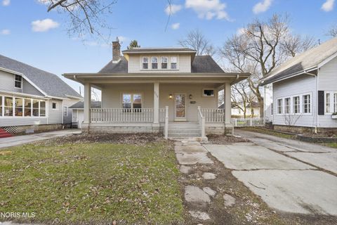Photo of 316 E Oak Street, Wauseon, OH 43567 (MLS # 10004947)