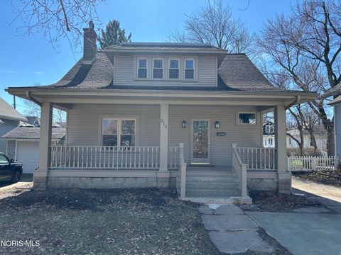 Photo of 316 E Oak Street, Wauseon, OH 43567 (MLS # 10004947)