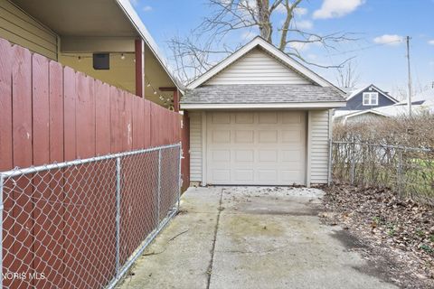 Tiny photo for 316 E Oak Street, Wauseon, OH 43567 (MLS # 10004947)