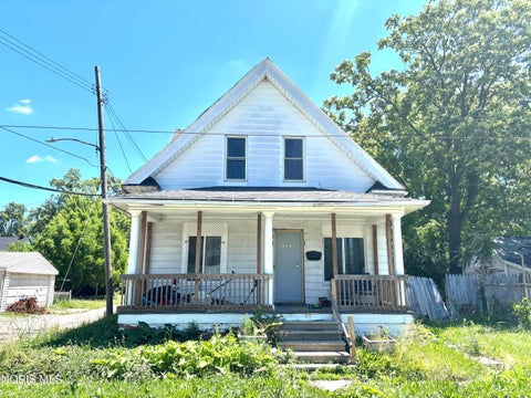 Photo of 617 Bowman Street, Toledo, OH 43609 (MLS # 10013376)