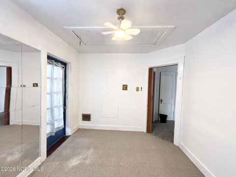 Tiny photo for 1950 Calumet Avenue, Toledo, OH 43607 (MLS # 10002740)