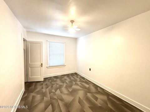 Tiny photo for 1950 Calumet Avenue, Toledo, OH 43607 (MLS # 10002740)