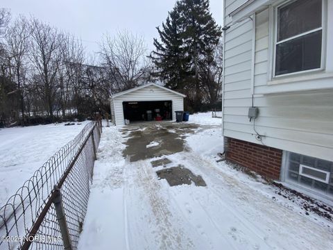 Tiny photo for 1950 Calumet Avenue, Toledo, OH 43607 (MLS # 10002740)