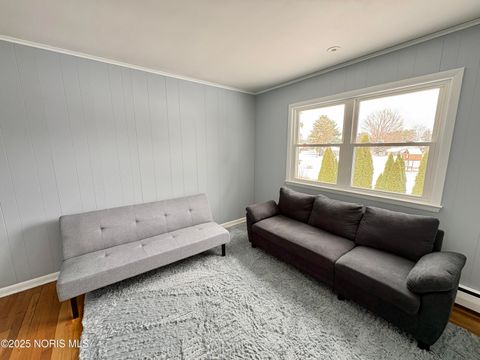 Tiny photo for 167 E Van Meter Drive, Tiffin, OH 44883 (MLS # 10002026)