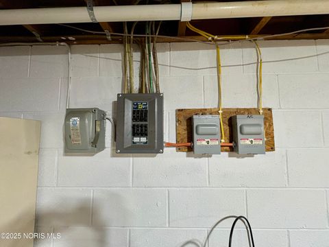 Tiny photo for 167 E Van Meter Drive, Tiffin, OH 44883 (MLS # 10002026)