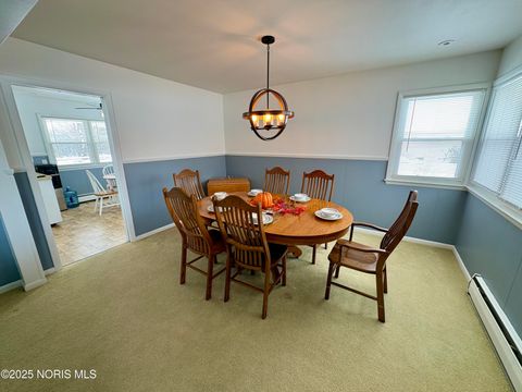 Tiny photo for 167 E Van Meter Drive, Tiffin, OH 44883 (MLS # 10002026)