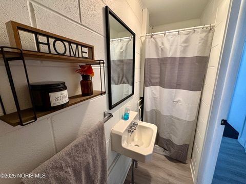 Tiny photo for 167 E Van Meter Drive, Tiffin, OH 44883 (MLS # 10002026)